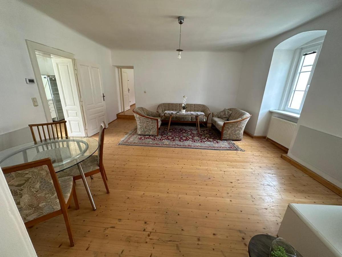 Central Plaza Family Apartment 2 Bedroom Bruckneudorf Екстериор снимка